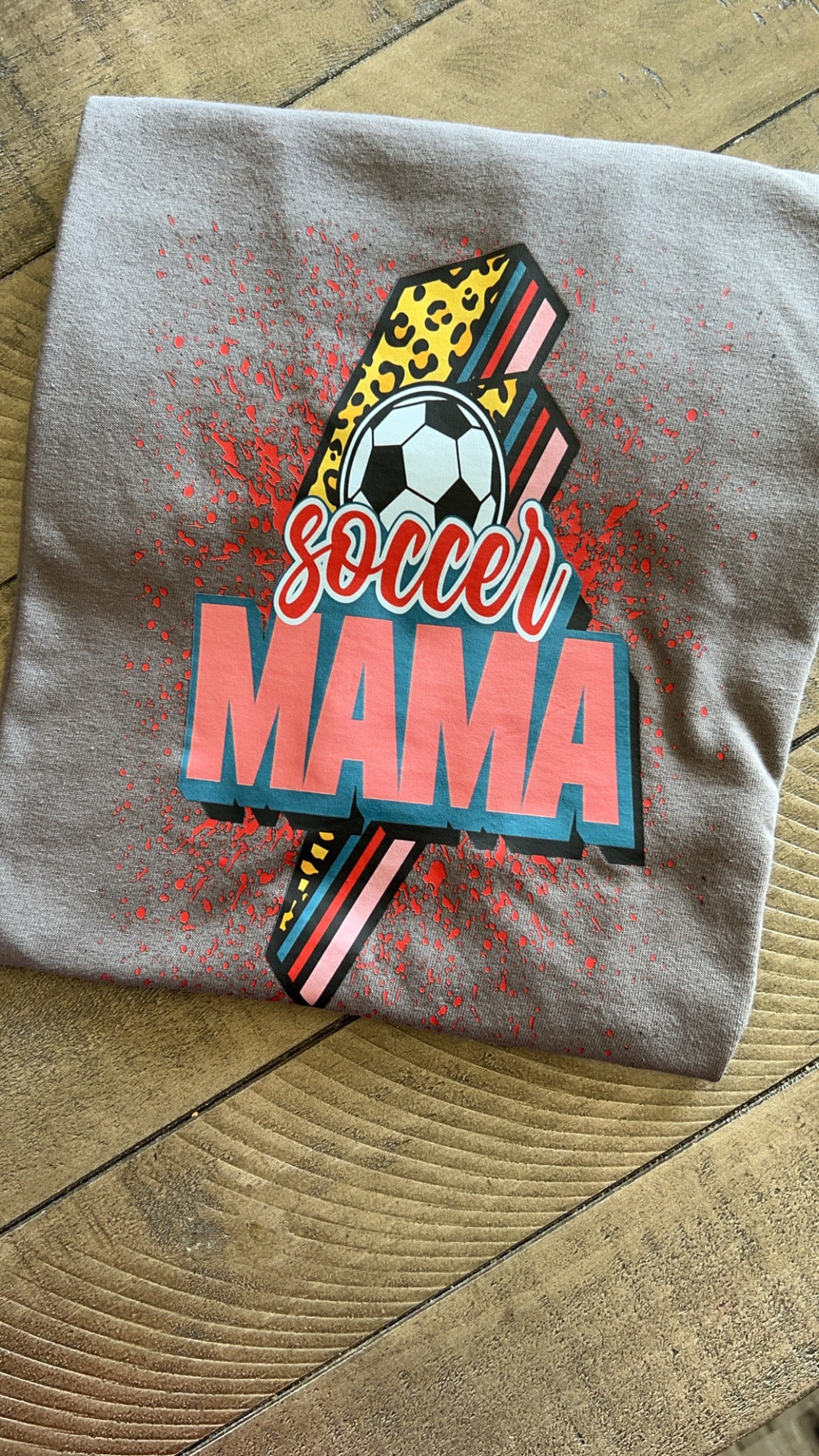SOCCER MAMÁ -Short Sleeve T-Shirt